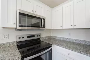 11319 W Mariposa Dr, Phoenix, AZ 85037 - Photo 17