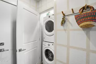 2282 E Hidalgo Ave, Phoenix, AZ 85040 - Photo 11