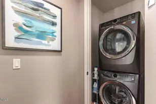 7300 E Earll Dr, Scottsdale, AZ 85251 - Photo 25