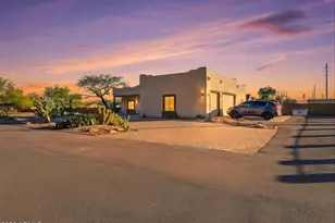 14645 W Molly Ln, Surprise, AZ 85387 - Photo 3