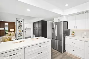 8537 E San Felipe Dr, Scottsdale, AZ 85258 - Photo 19