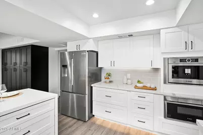 8537 E San Felipe Drive, Scottsdale, AZ 85258 - Photo 15