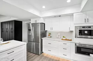 8537 E San Felipe Dr, Scottsdale, AZ 85258 - Photo 15