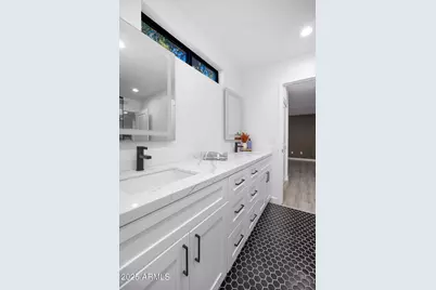 8537 E San Felipe Drive, Scottsdale, AZ 85258 - Photo 25