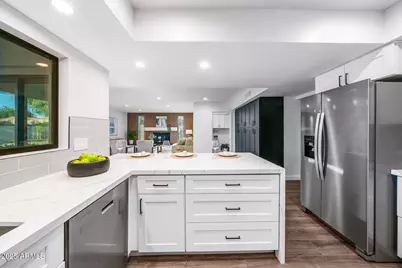 8537 E San Felipe Drive, Scottsdale, AZ 85258 - Photo 21