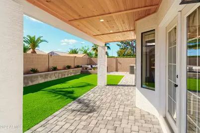 3207 E Wescott Drive, Phoenix, AZ 85050 - Photo 37