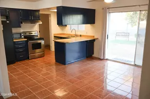 7825 W Flower St, Phoenix, AZ 85033 - Photo 5