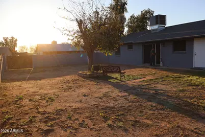 7825 W Flower Street, Phoenix, AZ 85033 - Photo 13