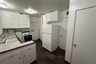 1725 S Sierra Vista Dr, Tempe, AZ 85281 - Photo 7