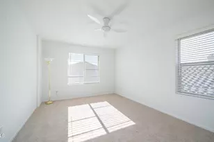 13370 W Eagle Feather Rd, Peoria, AZ 85383 - Photo 25