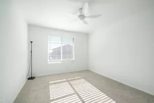 13370 W Eagle Feather Rd, Peoria, AZ 85383 - Photo 23