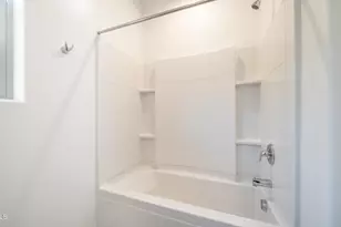 13370 W Eagle Feather Rd, Peoria, AZ 85383 - Photo 5