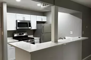 1701 W Tuckey Ln, Phoenix, AZ 85015 - Photo 1