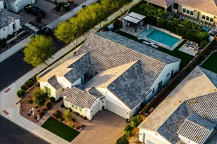 2930 E Herrera Dr, Phoenix, AZ 85050 - Photo 33