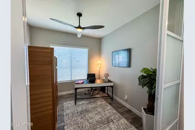 2930 E Herrera Drive, Phoenix, AZ 85050 - Photo 17