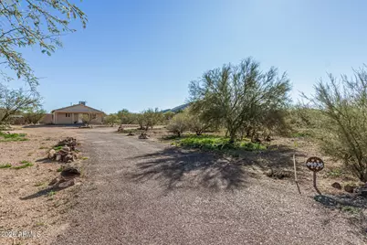 44035 N 15th Street, New River, AZ 85087 - Photo 7