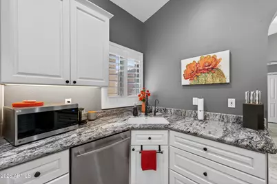 11128 E Bellflower Court, Sun Lakes, AZ 85248 - Photo 9