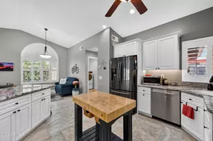 11128 E Bellflower Ct, Sun Lakes, AZ 85248 - Photo 5