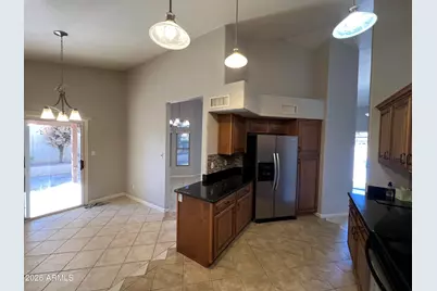 261 W Verano Place, Gilbert, AZ 85233 - Photo 5