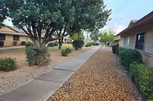 18655 N Palomar Dr, Sun City West, AZ 85375 - Photo 17