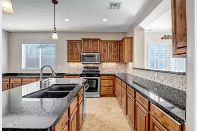 29571 N 69th Drive, Peoria, AZ 85383 - Photo 11