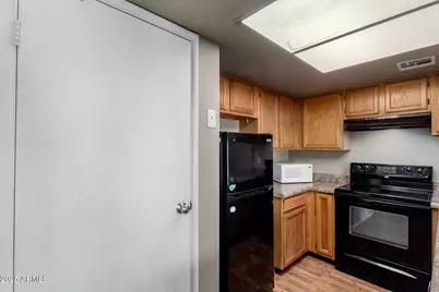 18811 N 19th Avenue #2004, Phoenix, AZ 85027 - Photo 9