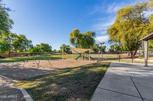 9426 W Cinnabar Ave, Peoria, AZ 85345 - Photo 37