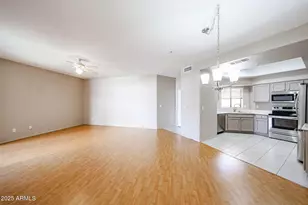 9151 W Greenway Rd, Peoria, AZ 85381 - Photo 11