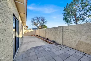 927 E Charleston Ave, Phoenix, AZ 85022 - Photo 23