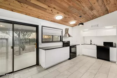 49416 N 26th Avenue, New River, AZ 85087 - Photo 13