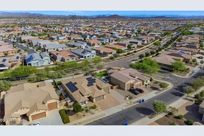 17012 W Sand Hills Road, Surprise, AZ 85387 - Photo 5