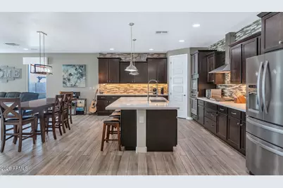 17012 W Sand Hills Road, Surprise, AZ 85387 - Photo 11