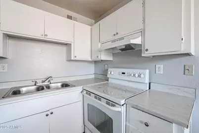 15605 N 29th Street #3, Phoenix, AZ 85032 - Photo 13