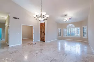 15809 S 31st St, Phoenix, AZ 85048 - Photo 9