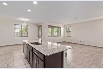 905 S Canal Drive #30, Chandler, AZ 85225 - Photo 9