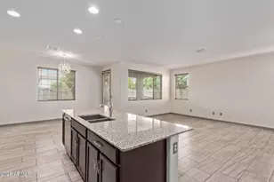 905 S Canal Dr, Chandler, AZ 85225 - Photo 9