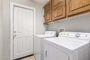 9035 W Reventon Dr, Arizona City, AZ 85123 - Photo 25