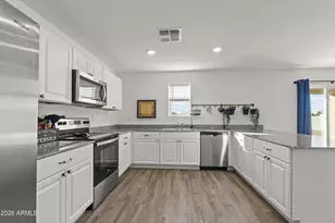 83 S Naples Ln, Casa Grande, AZ 85122 - Photo 5