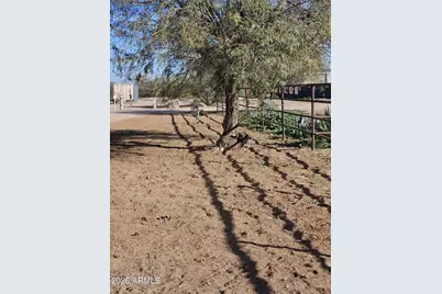 27720 N 237th Drive, Wittmann, AZ 85361 - Photo 31