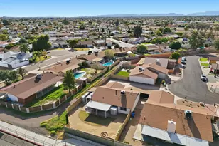 10219 N 39th Dr, Phoenix, AZ 85051 - Photo 41