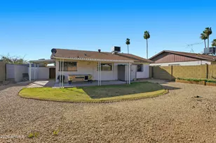 10219 N 39th Dr, Phoenix, AZ 85051 - Photo 31