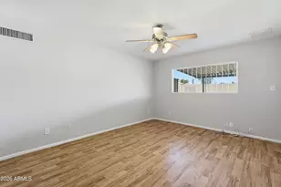 10219 N 39th Dr, Phoenix, AZ 85051 - Photo 13