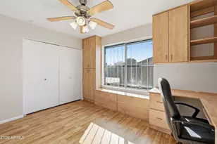 10219 N 39th Dr, Phoenix, AZ 85051 - Photo 23