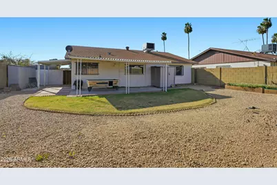 10219 N 39th Drive, Phoenix, AZ 85051 - Photo 33