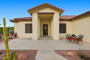 1067 S Trigger Ct, Apache Junction, AZ 85119 - Photo 3