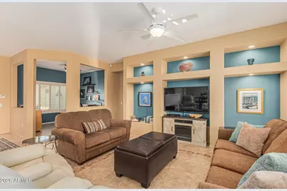 15055 W Woodridge Drive, Surprise, AZ 85374 - Photo 9