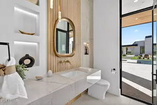 5721 E Bar Z Ln, Paradise Valley, AZ 85253 - Photo 23