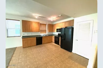 610 E Roosevelt Street #139, Phoenix, AZ 85004 - Photo 9