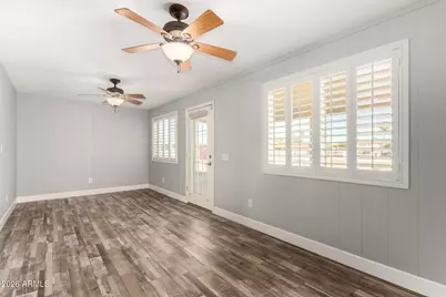 11118 W Mountain View Road, Sun City, AZ 85351 - Photo 13