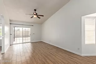 18853 N 40th Pl, Phoenix, AZ 85050 - Photo 13